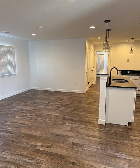 5216-5218 Bessmer Dr #5216 — Photo 2