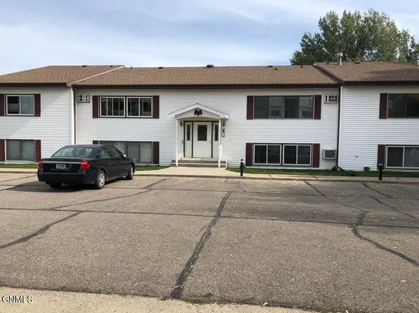 151 Boise Ave APT 5, Bismarck, ND 58504