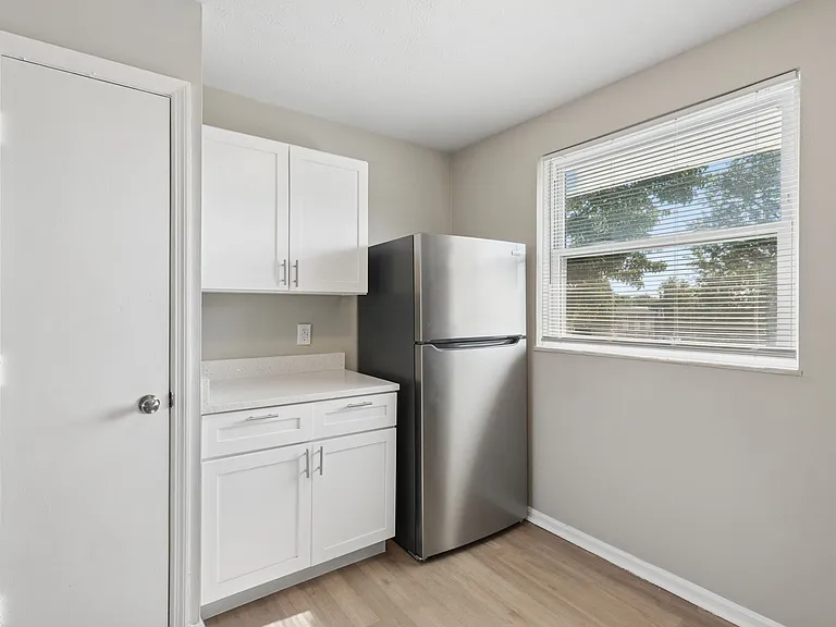 815 Riverview Dr #G — Photo 15
