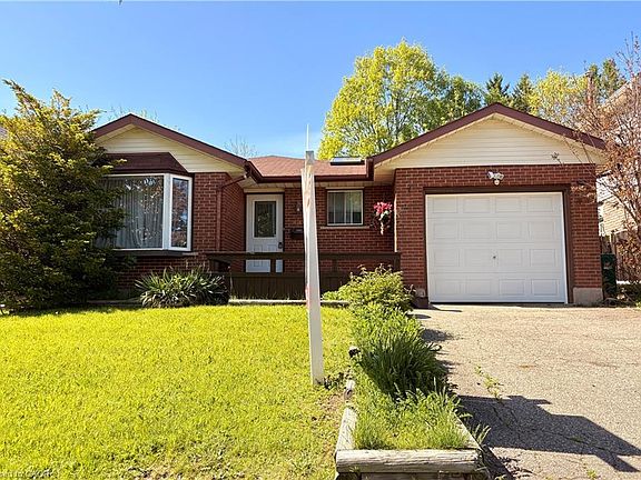 3rd image of 146 Bechtel Dr