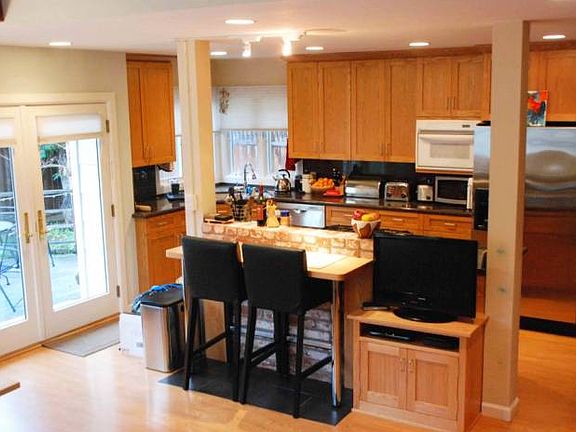 Breakfast Bar