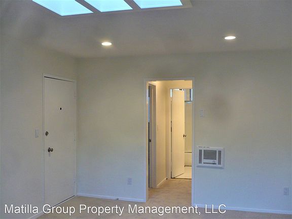 3rd image of 1227 Wellesley Ave #6