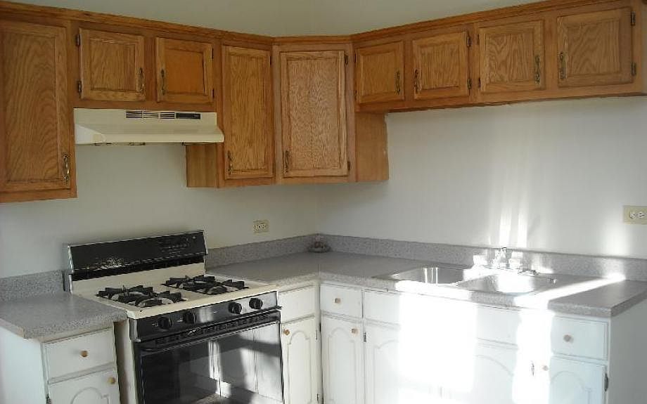 2nd image of 2901 N Kedzie Ave APT 1R