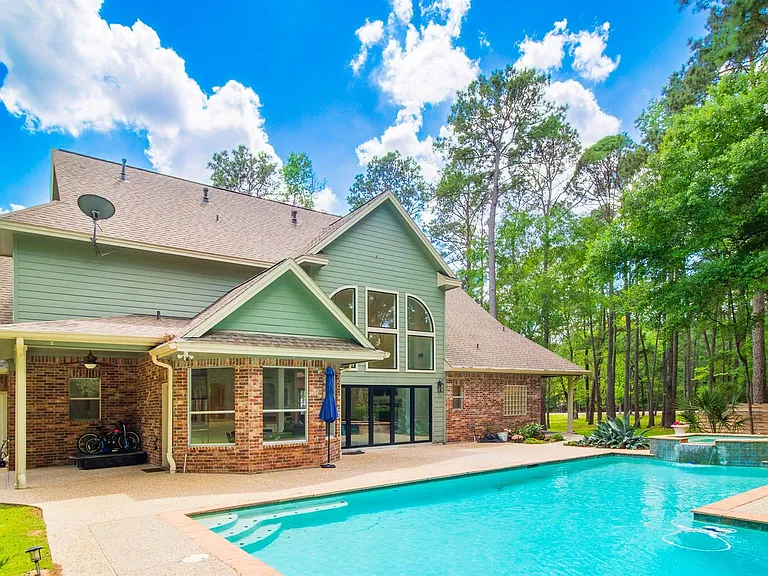 10626 Crystal Cove Dr — Photo 12