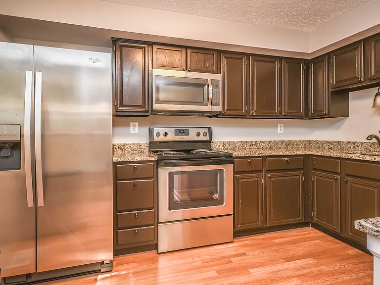 27 Cross Country Ct — Photo 9