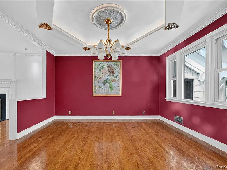 1155 Webster Ave — Photo 6