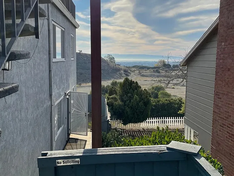 2 bed, $2,595 — Photo 2