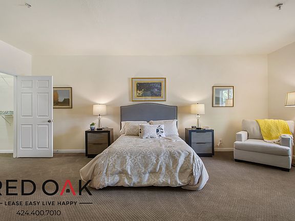 5th image of 539 N Mentor Ave #216