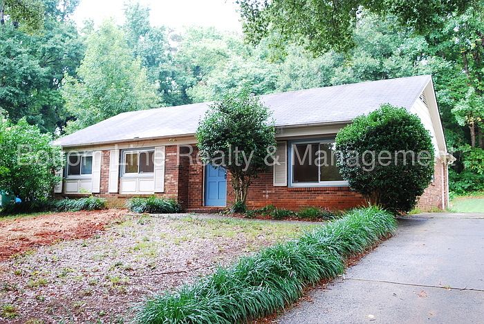 1st image of 6841 Cedarcreek Dr
