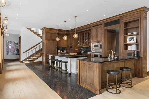 Sold by Douglas Elliman | media 10