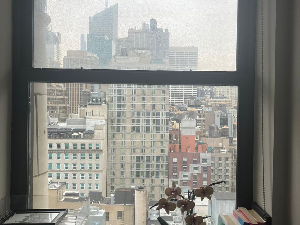 1st image of 50 W 34th St APT 21A11