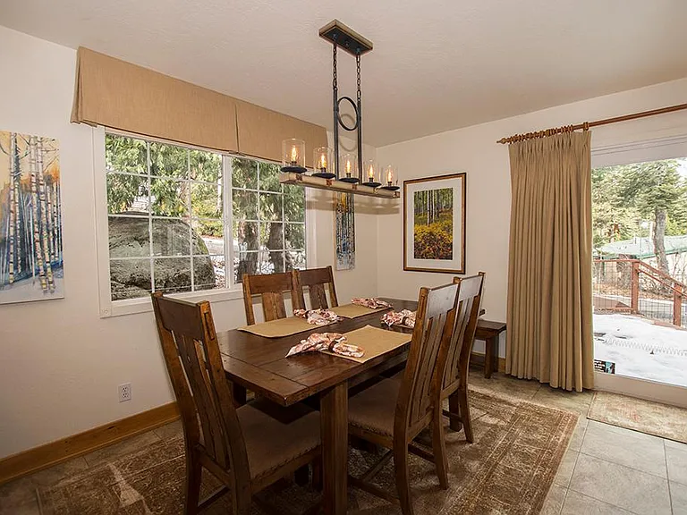 395 Elizabeth Dr — Photo 6