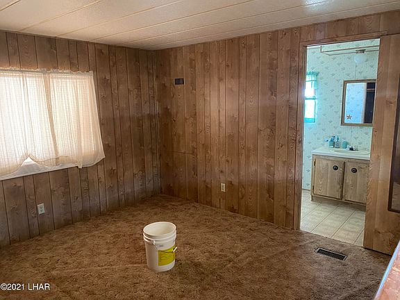 5th image of 9390 River Dr