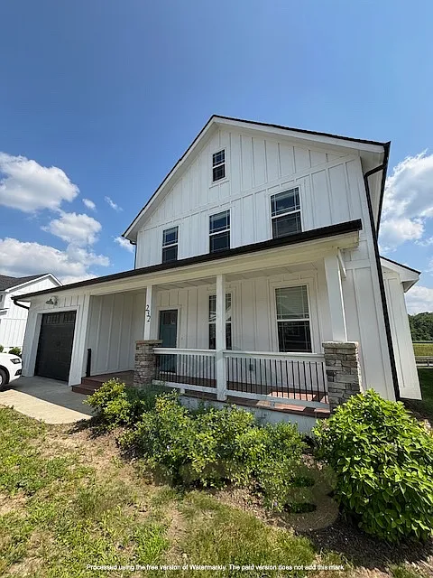 front of home - 232 Leyland Cir