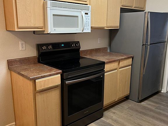 2nd image of 24909 Madison Ave Unit 524