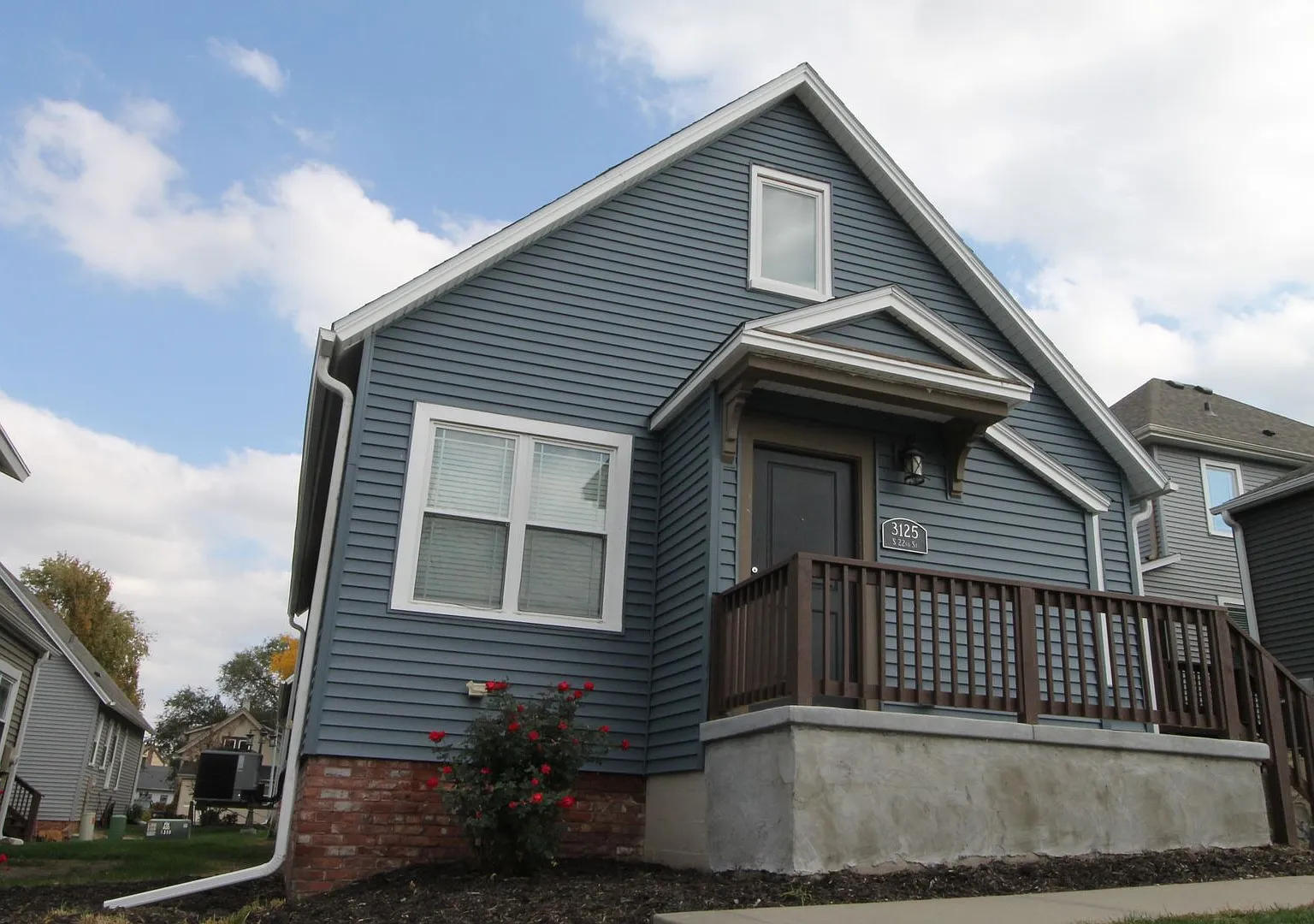 The Big Master 3 bedroom home-- A Must-See at the Cottages on Vinton. Reserve Now! — Photo 1