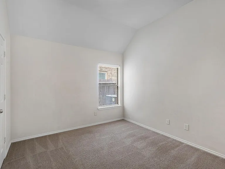 3711 Rocky Ledge Ln — Photo 23