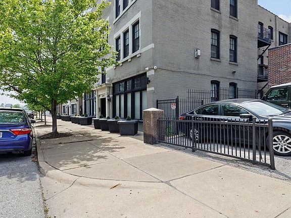 2nd image of 4440 Olive St #Cy2