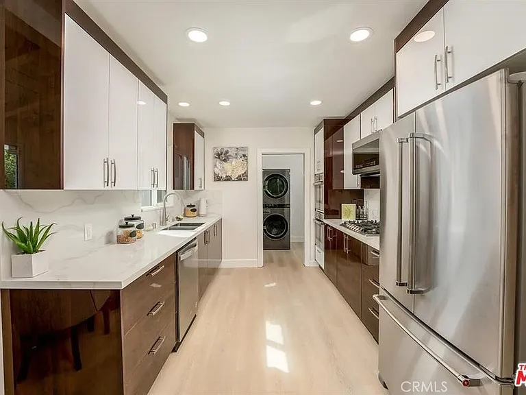 5628 Ponce Ave — Photo 14