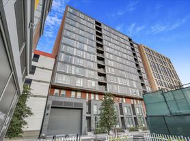1211 Van St SE