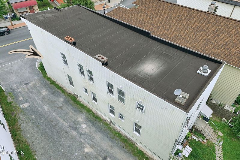 4th image of 908 19th Street