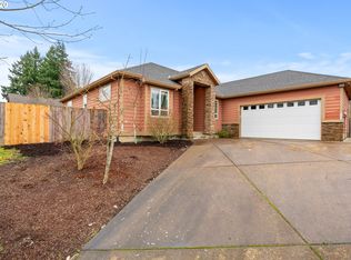 2175 NE Grandhaven St, McMinnville, OR 97128