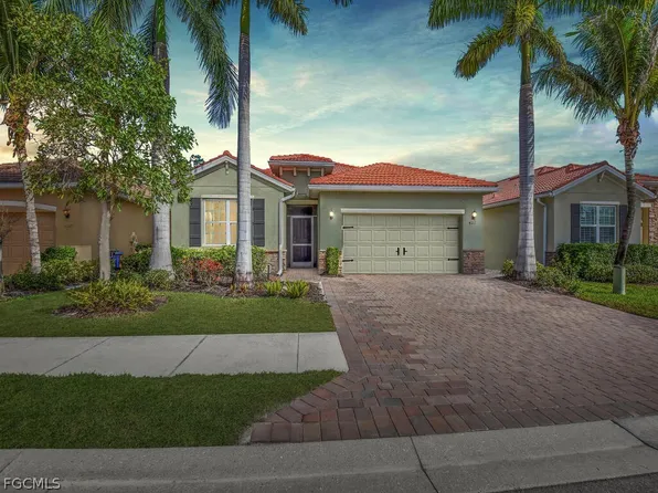 4211 Dutchess Park Rd, Fort Myers, FL 33916