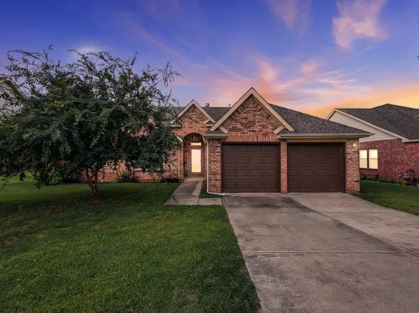 3505 Mustang Dr, Denton, TX 76210