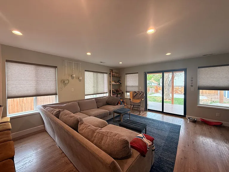 2421 Chase St — Photo 18