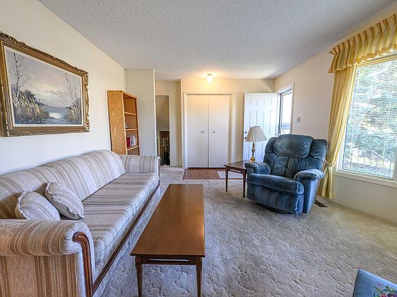 3rd image of 7231 Patterson Dr