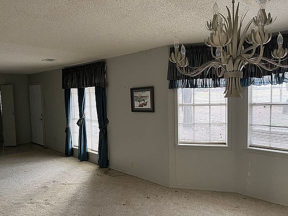 4th image of 946 Fm 1159