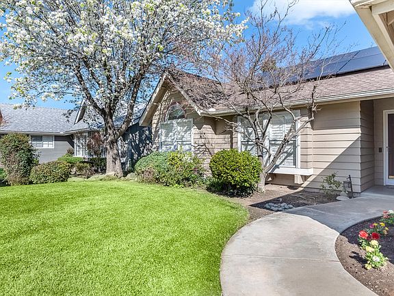 4th image of 5738 W Crowley Avenue