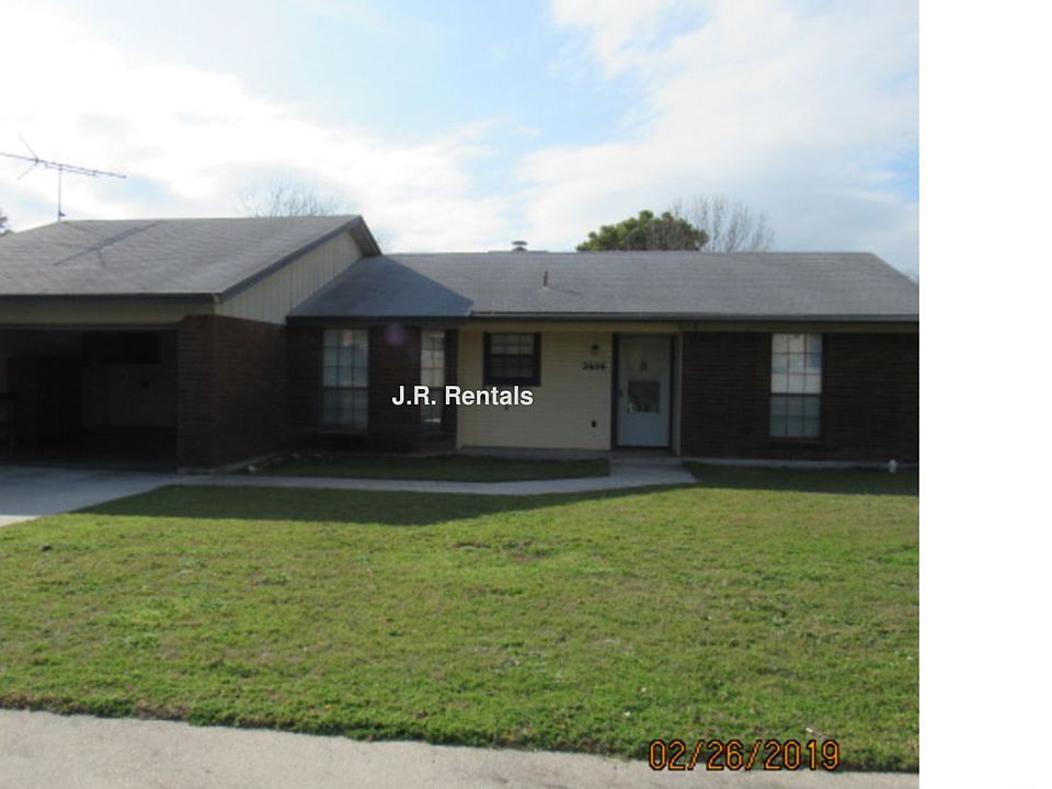 1st image of 2606 Phyllis Dr