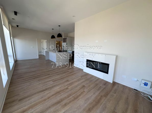 3207-304 N Narragansett Ave