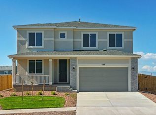 3301 Bella Notte Dr, Pueblo, CO 81001