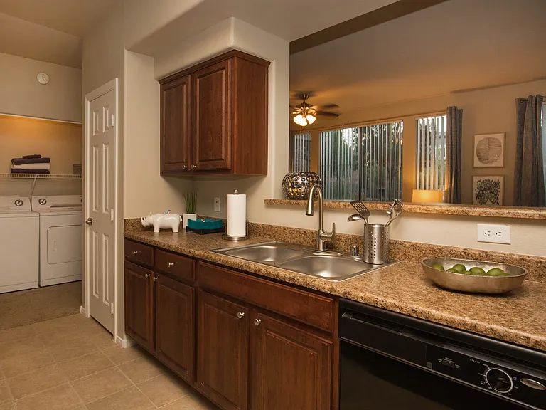 2a2 1140 SQFT 2 Bed 2 Bath