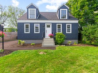 34 Hall St, Portland, ME 04103