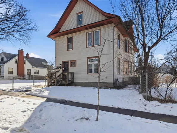 104 Jessamine Ave W, Saint Paul, MN 55117