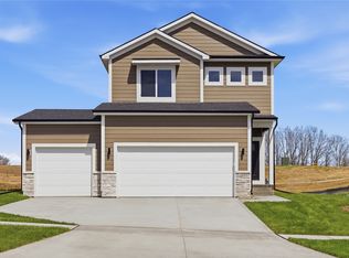 1488 S 91st St, West Des Moines, IA 50266
