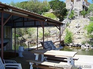 1002 Chickadee, Graford, TX 76449