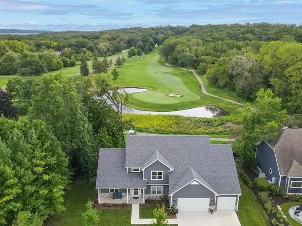 1504 Country Club DRIVE #1504, Fontana, WI 53125