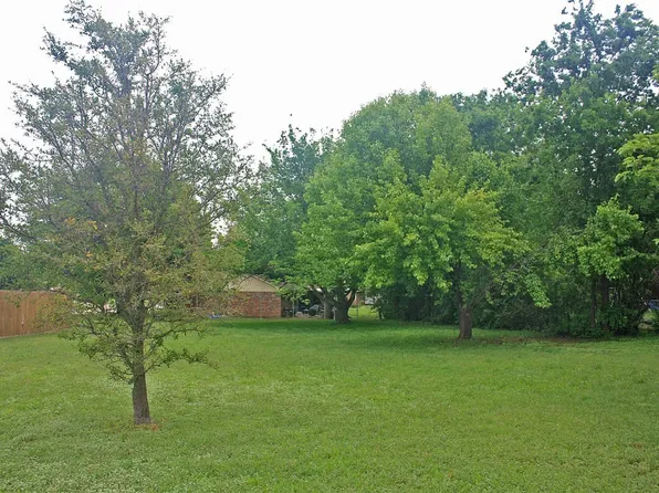 Rio Grande St, Glen Rose, TX 76043
