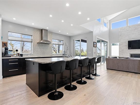 5th image of 7156 Holland Court