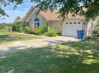 870 NE Mm Hwy, Knob Noster, MO 65336