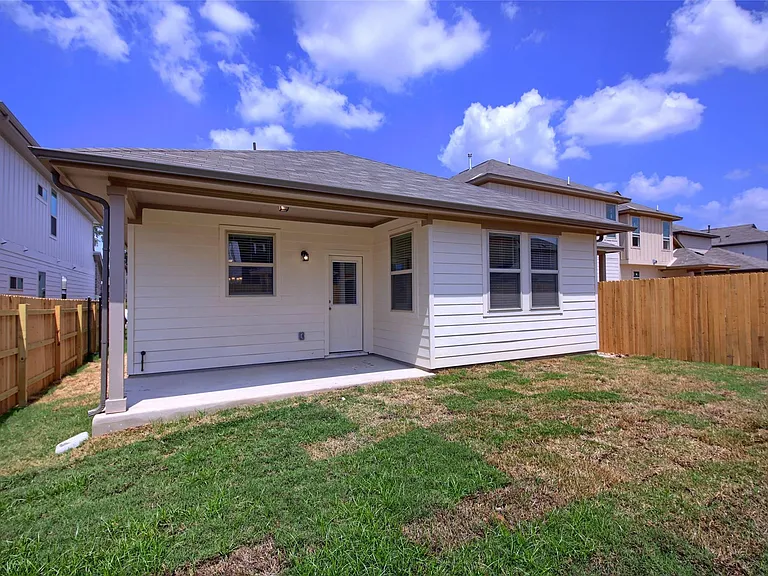 133 Mayney Ln — Photo 12