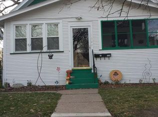 1620 Down 24 1/2 St, Rock Island, IL 61201