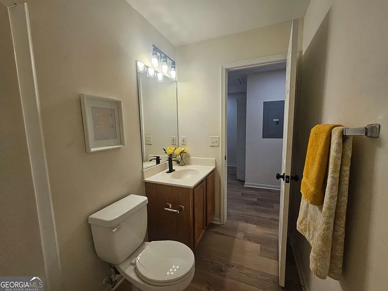 619 Kenridge Way — Photo 26