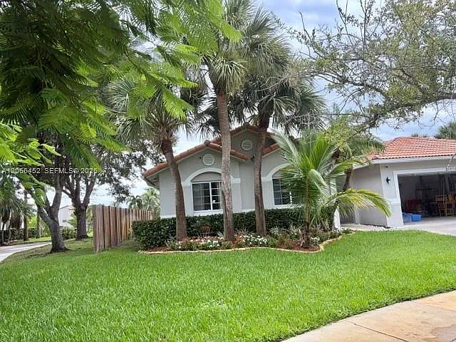 16850 Crestview Ln — Photo 27