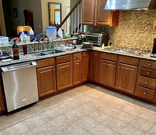 2nd image of 155 Belmont Pl