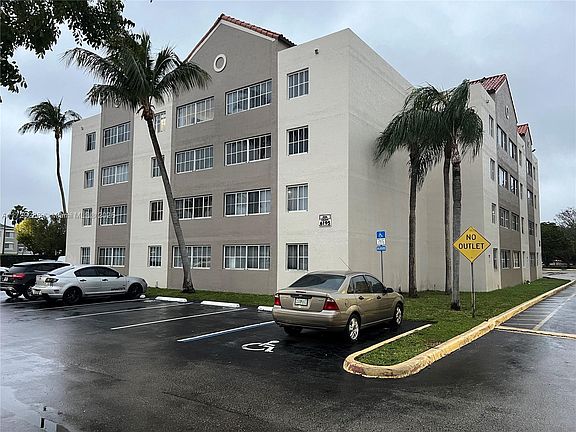 5th image of 6195 NW 186th St APT 306